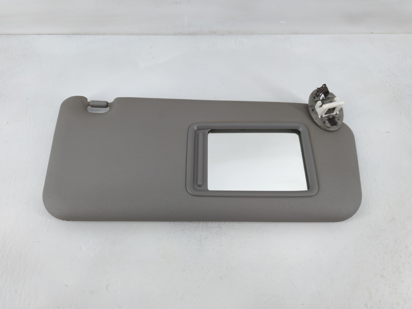 2006-2009 Toyota Rav4 Sun Visor Shade Replacement Passenger Right Mirror Fits Fits 2006 2007 2008 2009 OEM Used Auto Parts -