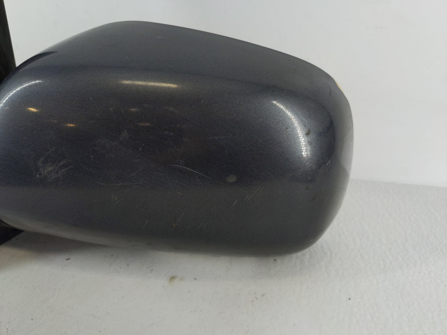 2004-2010 Toyota Sienna Driver Side View Mirror - Left Door Mirror OEM Used - Oemusedautoparts1.com