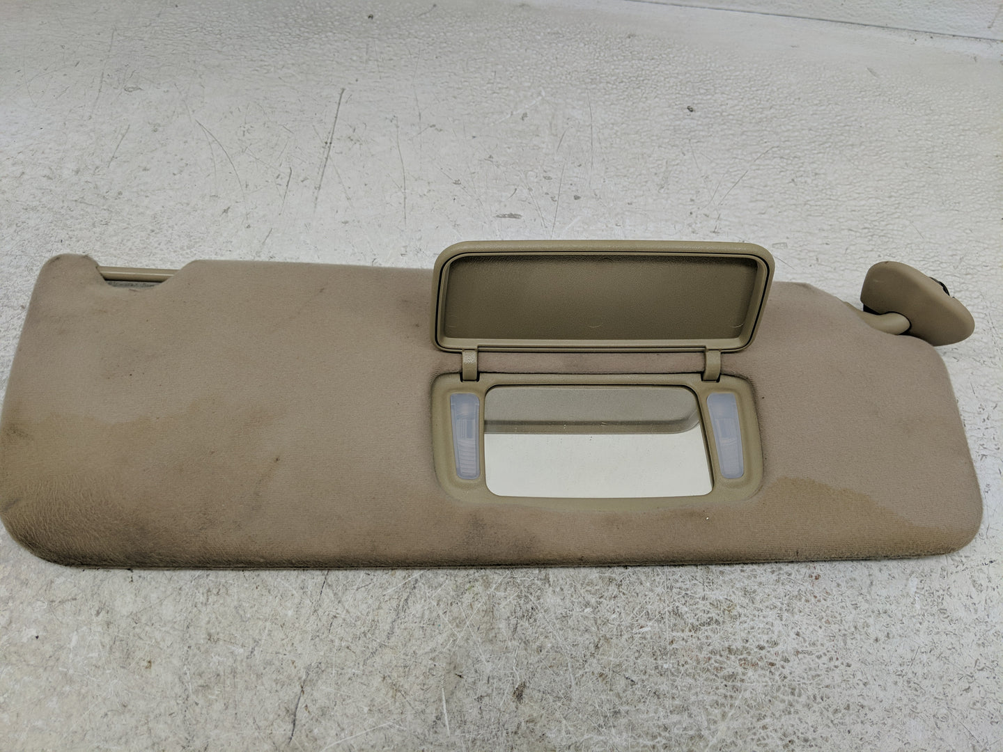 2005-2010 Toyota Sienna Sun Visor Shade Replacement Passenger Right Mirror Fits Fits 2005 2006 2007 2008 2009 2010 OEM Used 