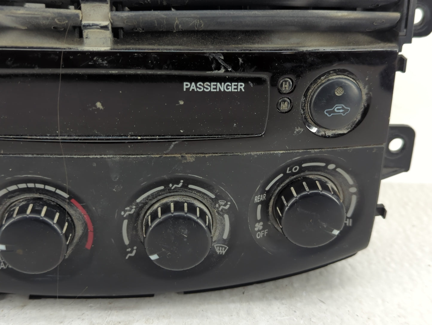 2006-2010 Toyota Sienna Climate Control Module Temperature AC/Heater Replacement P/N:84010-08130 Fits OEM Used Auto Parts - 
