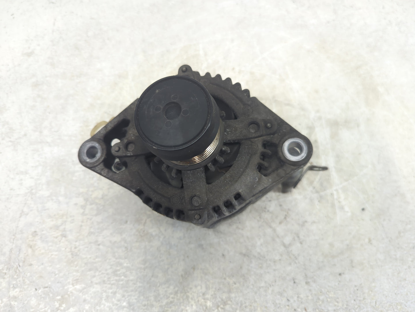 2007-2016 Toyota Sienna Alternator Replacement Generator Charging Assembly Engine OEM P/N:27060-0P240 Fits OEM Used Auto Par