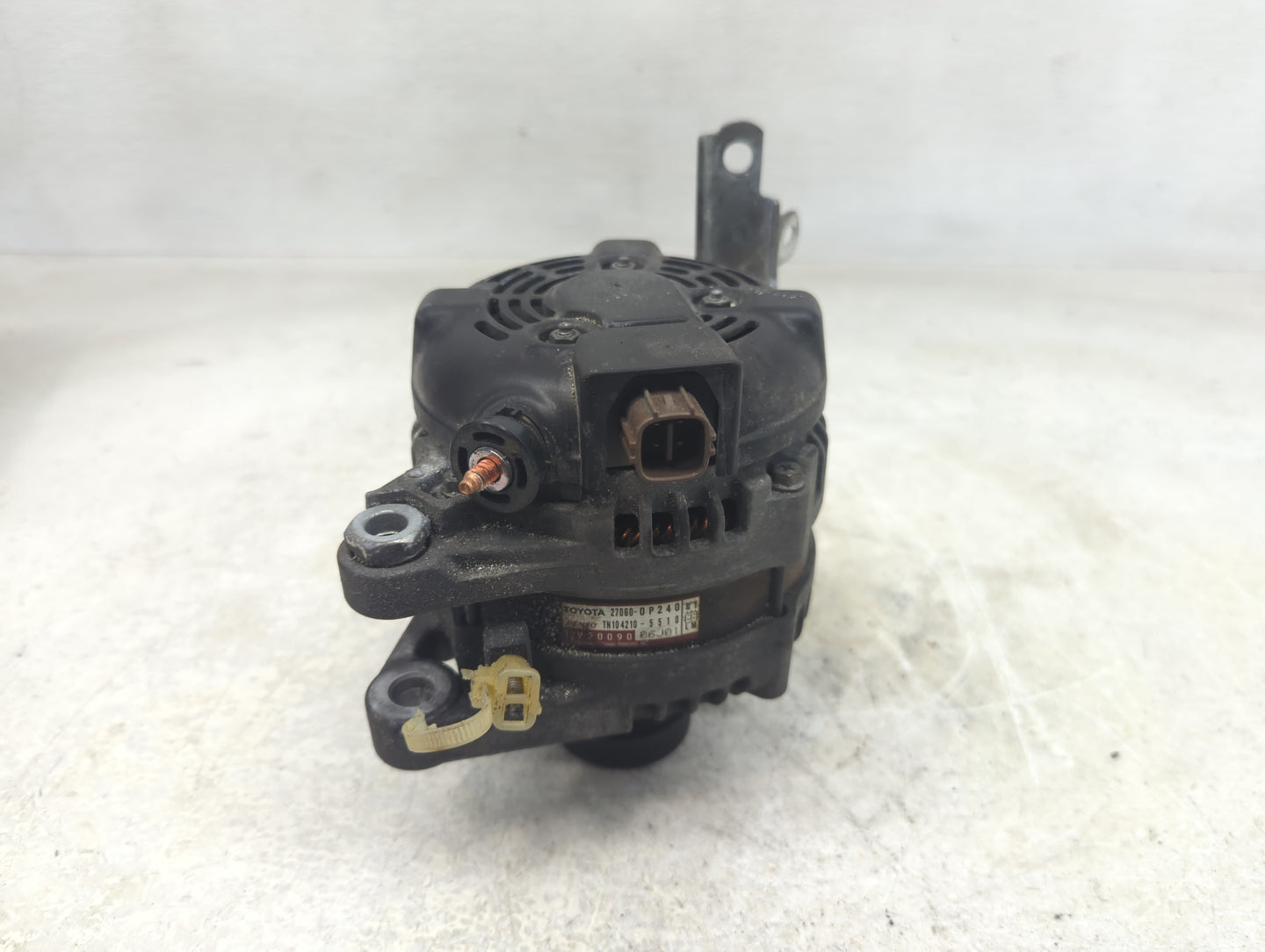 2007-2016 Toyota Sienna Alternator Replacement Generator Charging Assembly Engine OEM P/N:27060-0P240 Fits OEM Used Auto Par