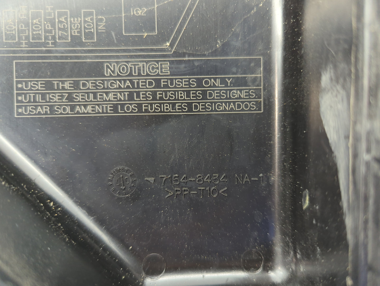 2007 Toyota Sienna Fusebox Fuse Box Panel Relay Module P/N:7154-8434 Fits OEM Used Auto Parts - Oemusedautoparts1.com
