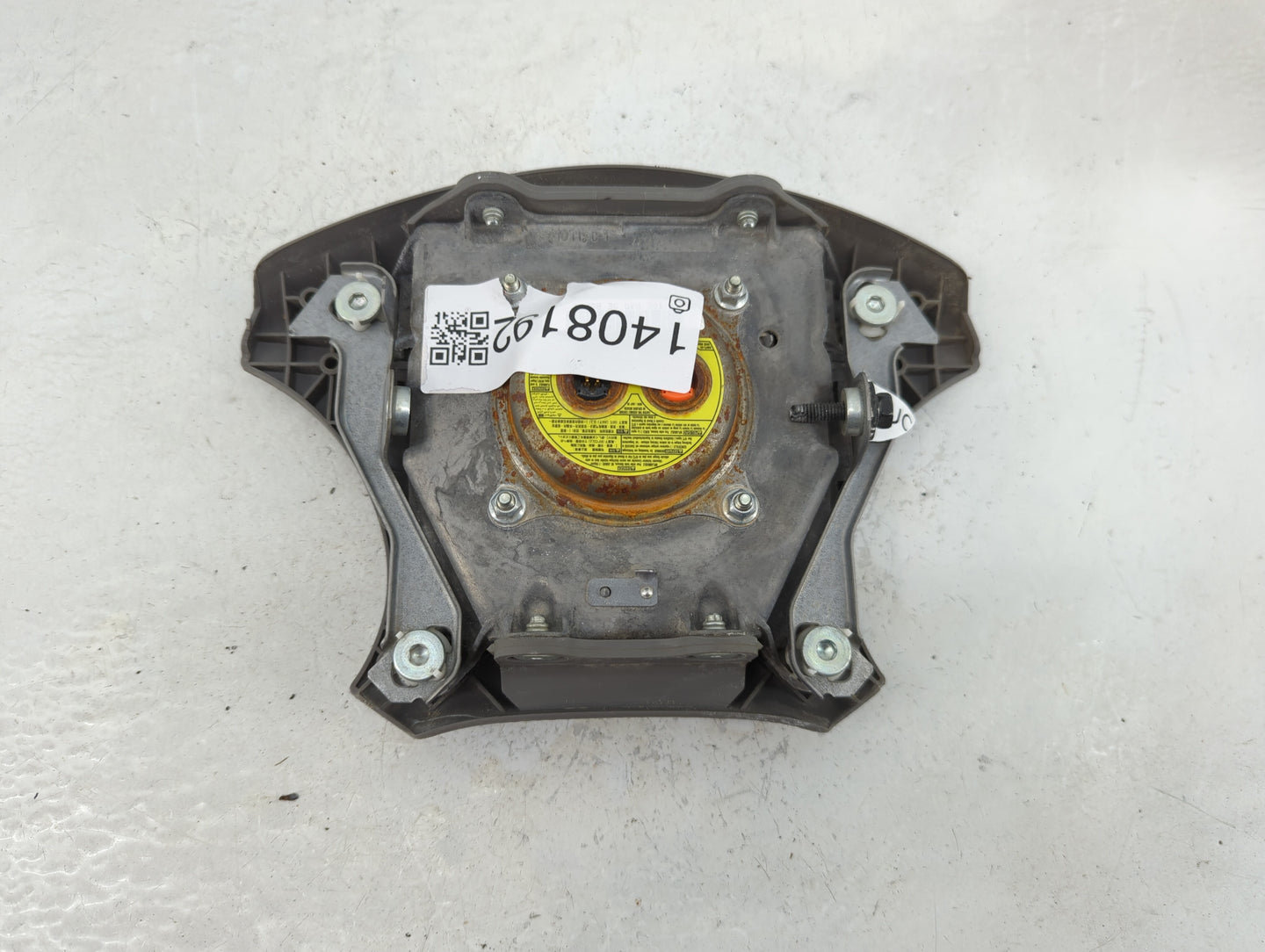 2004-2010 Toyota Sienna Air Bag Driver Left Steering Wheel Mounted Fits Fits 2004 2005 2006 2007 2008 2009 2010 OEM Used Aut