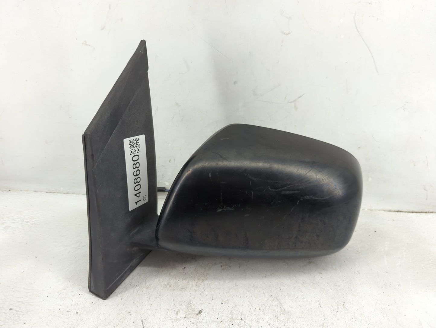 2004-2010 Toyota Sienna Driver Side View Mirror - Left Door Mirror OEM Used - Oemusedautoparts1.com