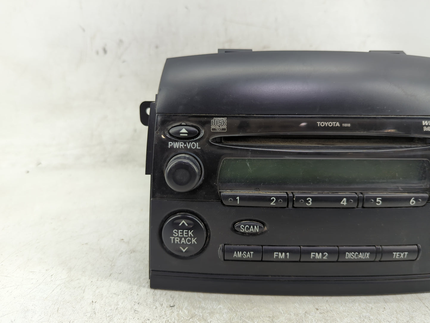 2006-2007 Toyota Sienna Radio AM FM Cd Player Receiver Replacement P/N:86120-AE053 Fits Fits 2006 2007 OEM Used Auto Parts -