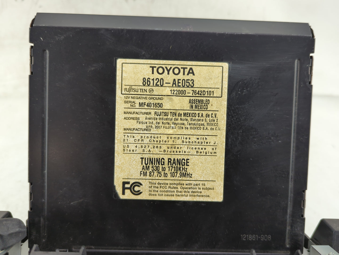 2006-2007 Toyota Sienna Radio AM FM Cd Player Receiver Replacement P/N:86120-AE053 Fits Fits 2006 2007 OEM Used Auto Parts -