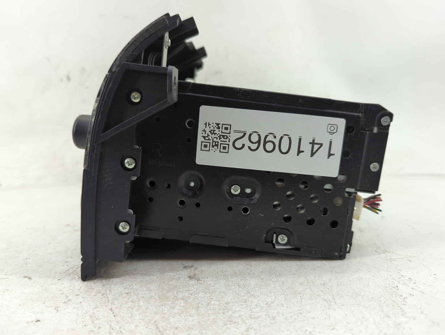 2006-2007 Toyota Sienna Radio AM FM Cd Player Receiver Replacement P/N:86120-AE053 Fits Fits 2006 2007 OEM Used Auto Parts -