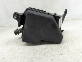 compare product 2007 Toyota Sienna Fusebox Fuse Box Panel Relay Module Fits OEM Used Auto Parts