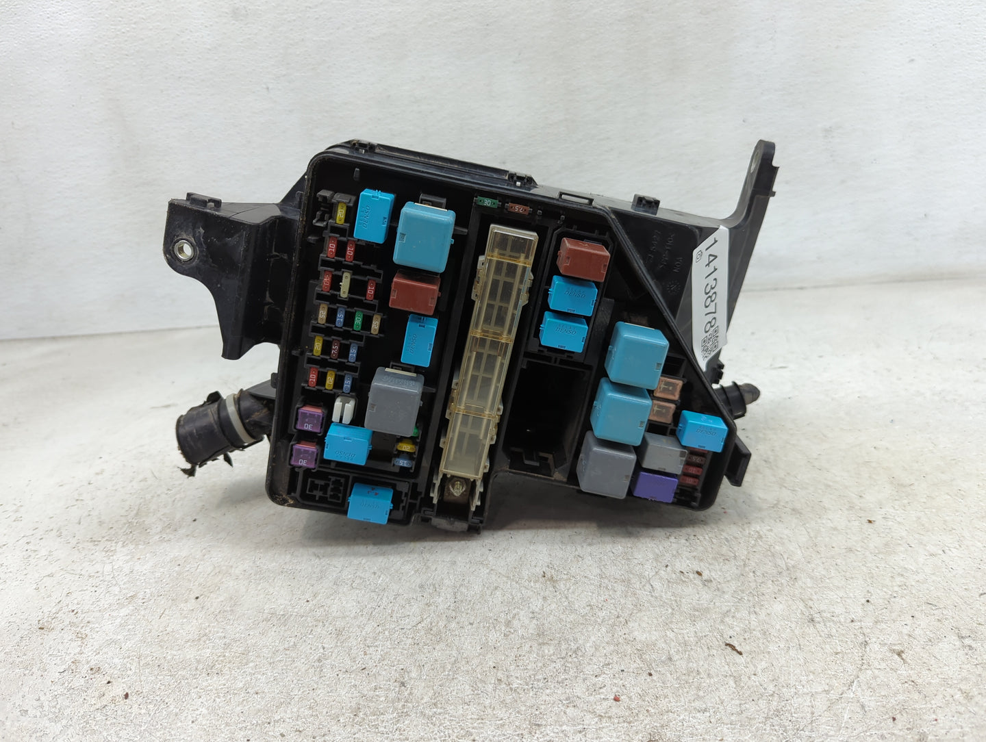 2007 Toyota Sienna Fusebox Fuse Box Panel Relay Module Fits OEM Used Auto Parts - Oemusedautoparts1.com