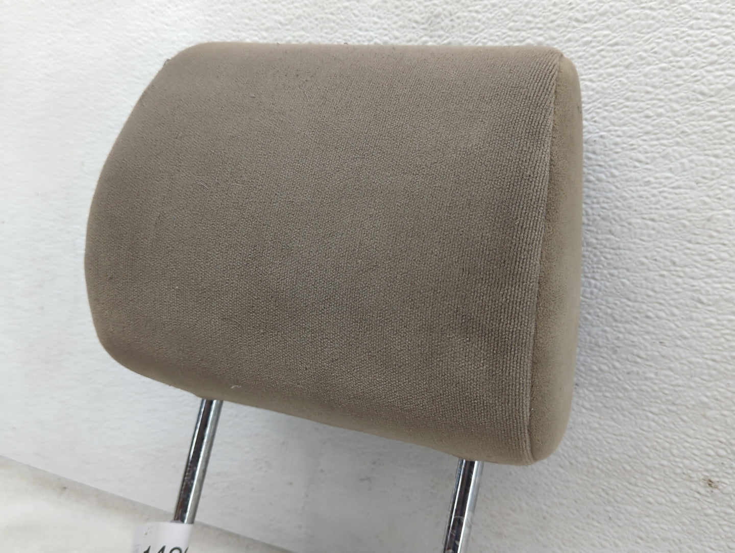 2006-2008 Toyota Sienna Headrest Head Rest Rear Center Seat Fits Fits 2006 2007 2008 OEM Used Auto Parts - Oemusedautoparts1