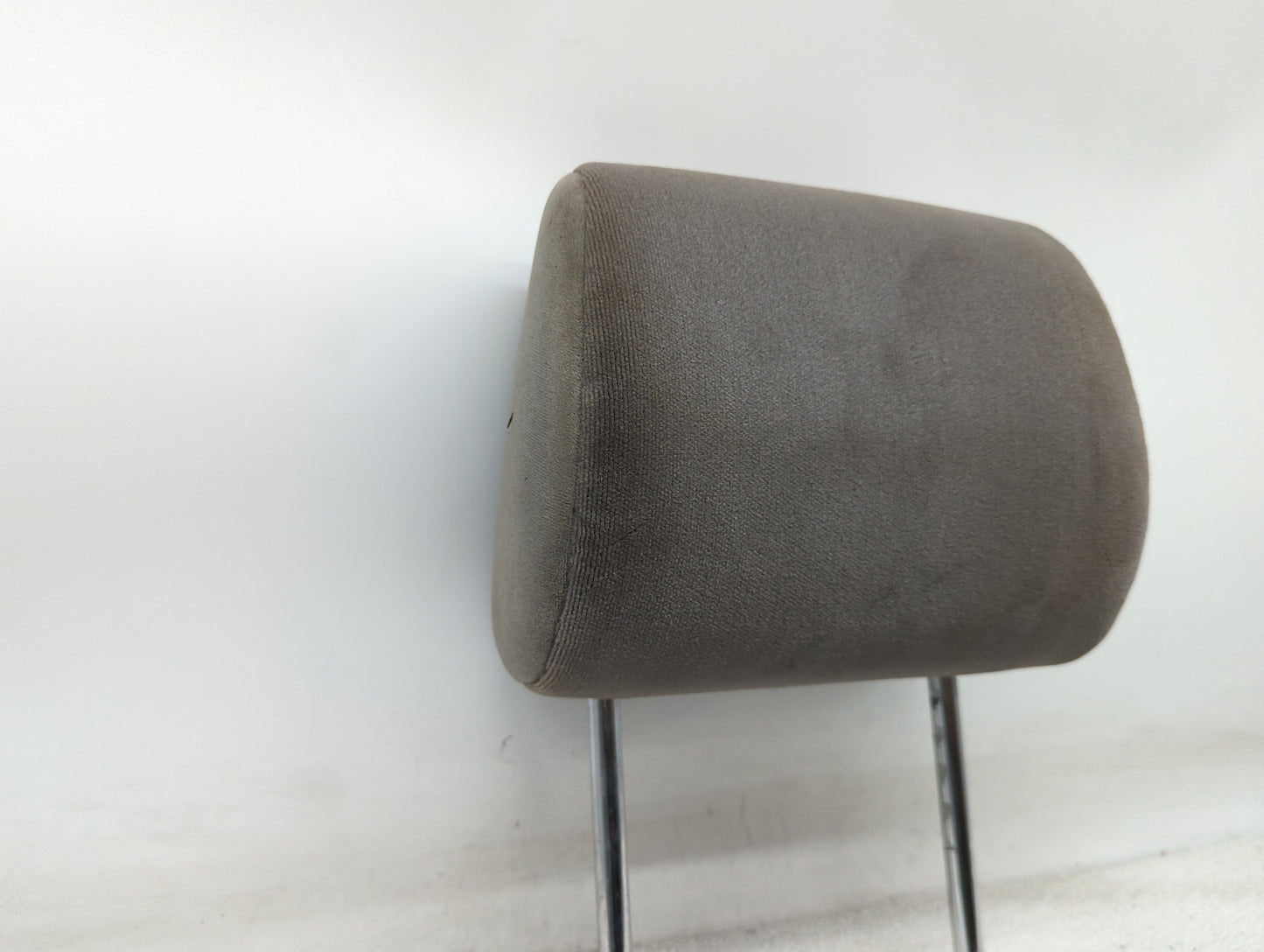 2006-2008 Toyota Sienna Headrest Head Rest Front Driver Passenger Seat Fits Fits 2006 2007 2008 OEM Used Auto Parts - Oemuse