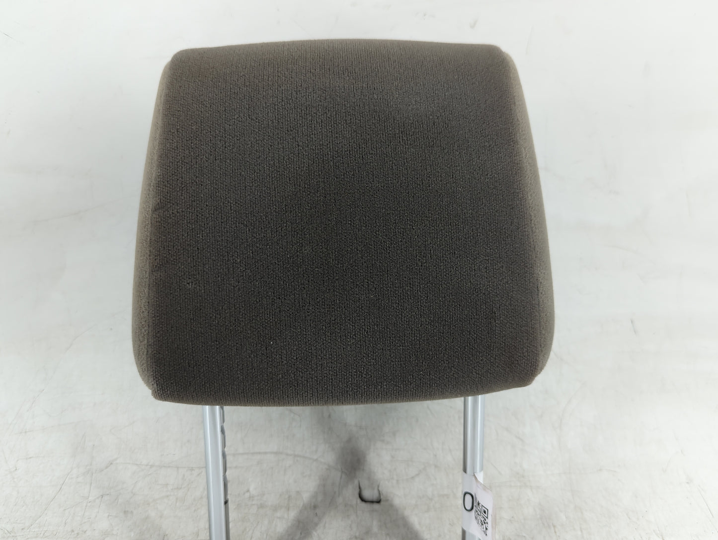 2006-2008 Toyota Sienna Headrest Head Rest Front Driver Passenger Seat Fits Fits 2006 2007 2008 OEM Used Auto Parts - Oemuse