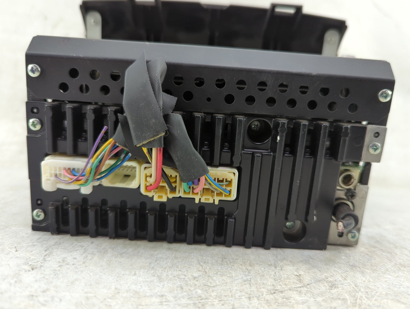 2006-2007 Toyota Sienna Radio AM FM Cd Player Receiver Replacement P/N:86120-AE040 122000-7630D101 Fits Fits 2006 2007 OEM U
