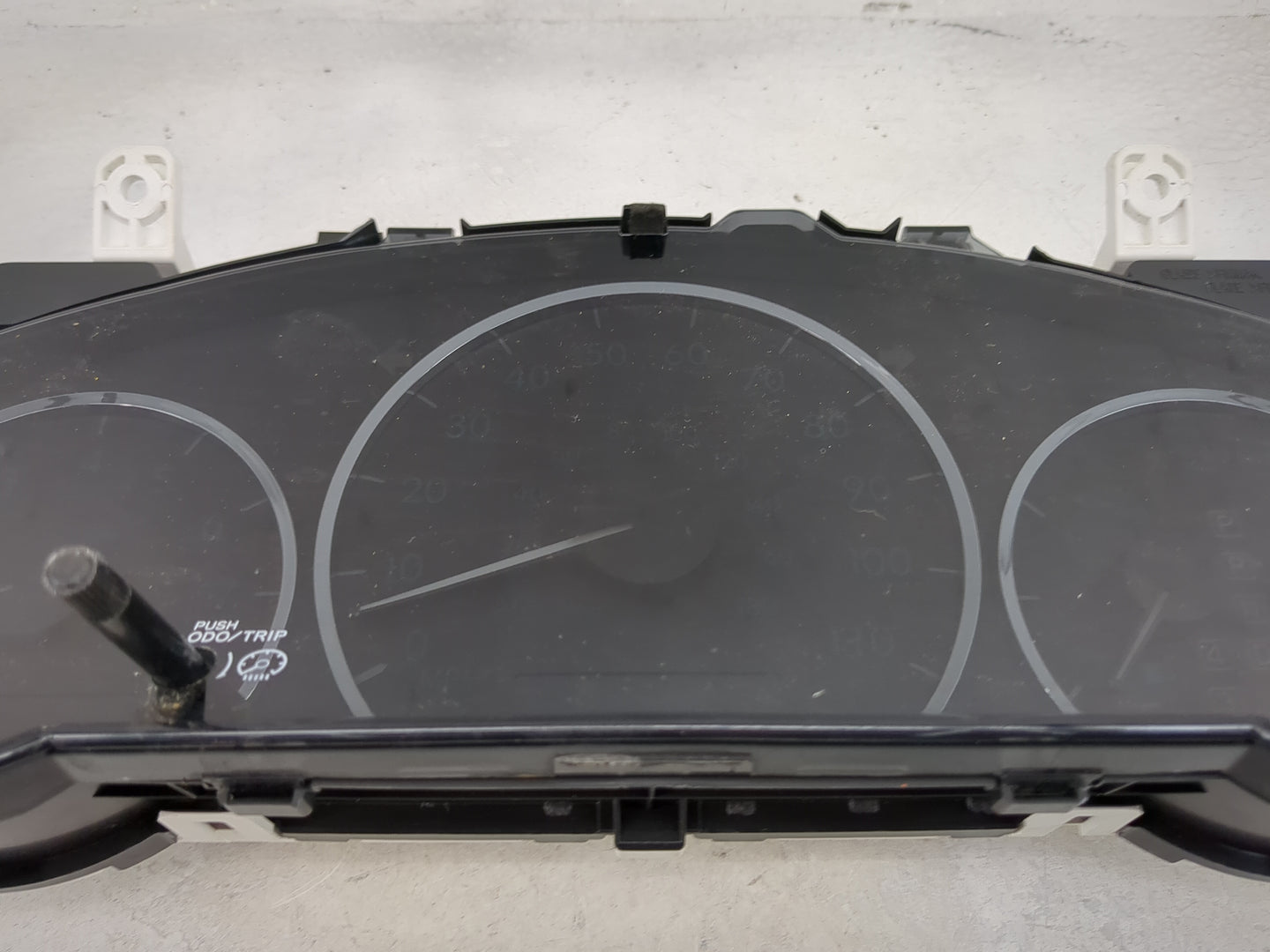 2007 Toyota Sienna Instrument Cluster Speedometer Gauges P/N:83800-08250-00 TN257430-8053 Miles: Fits OEM Used Auto Parts - 