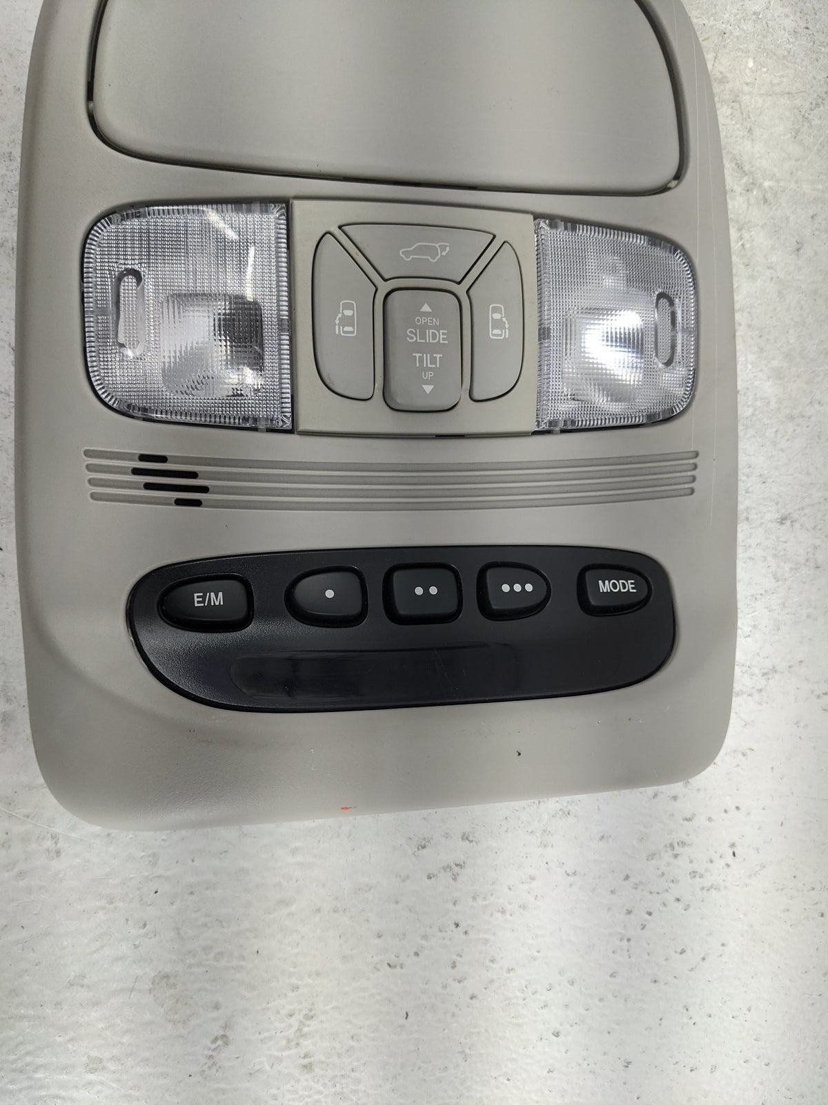 2007-2008 Toyota Sienna Overhead Console W/rear Climate Control Gray - Oemusedautoparts1.com