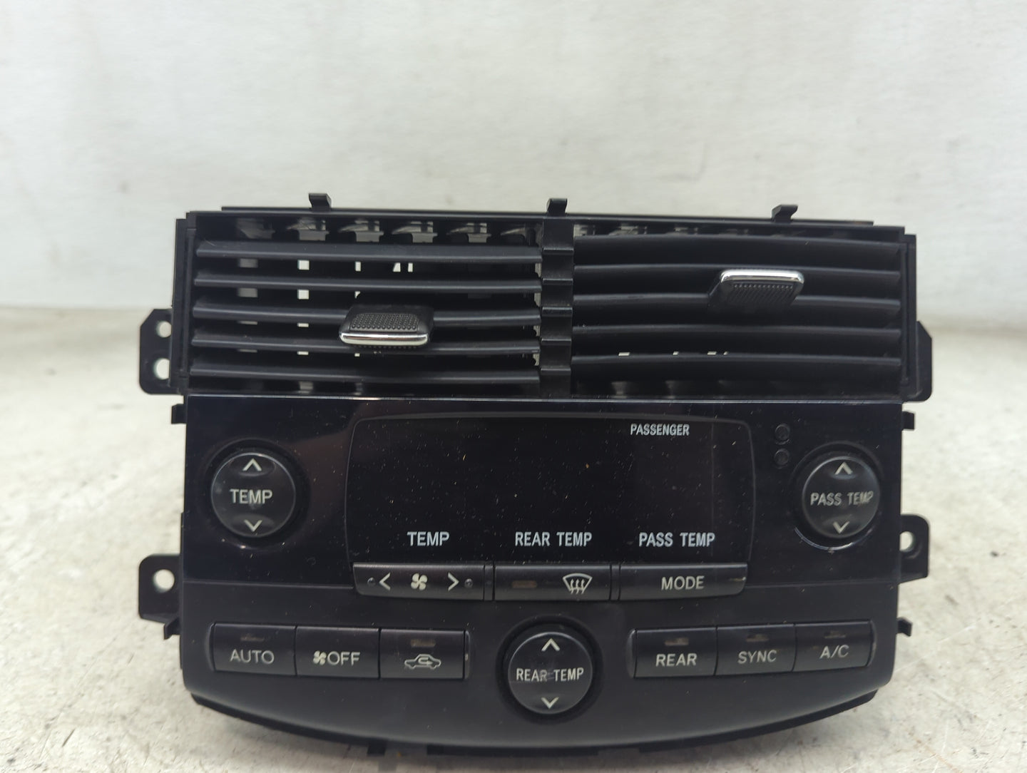 2006-2010 Toyota Sienna Climate Control Module Temperature AC/Heater Replacement P/N:84010-08150 MX237000-2424 Fits OEM Used