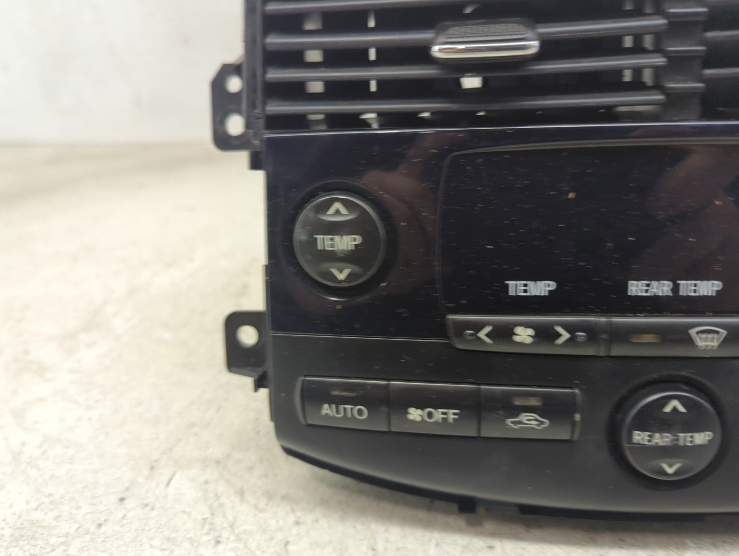 2006-2010 Toyota Sienna Climate Control Module Temperature AC/Heater Replacement P/N:84010-08150 MX237000-2424 Fits OEM Used