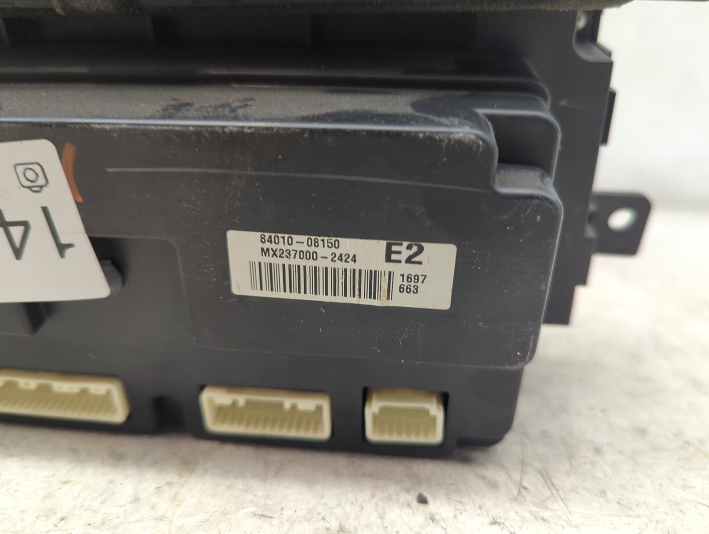 2006-2010 Toyota Sienna Climate Control Module Temperature AC/Heater Replacement P/N:84010-08150 MX237000-2424 Fits OEM Used