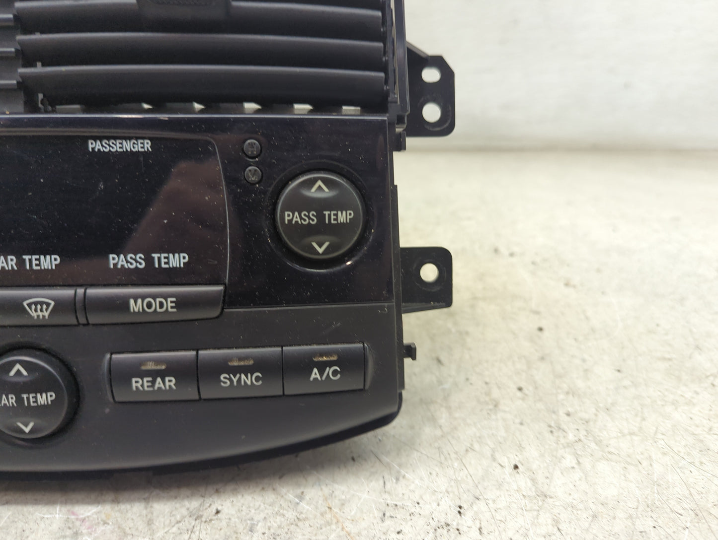 2006-2010 Toyota Sienna Climate Control Module Temperature AC/Heater Replacement P/N:84010-08160 MX237000-2413 Fits OEM Used