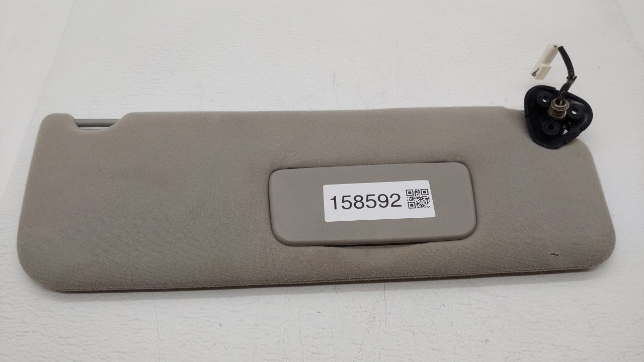 2005-2010 Toyota Sienna Sun Visor Shade Replacement Passenger Right Mirror Fits Fits 2005 2006 2007 2008 2009 2010 OEM Used 