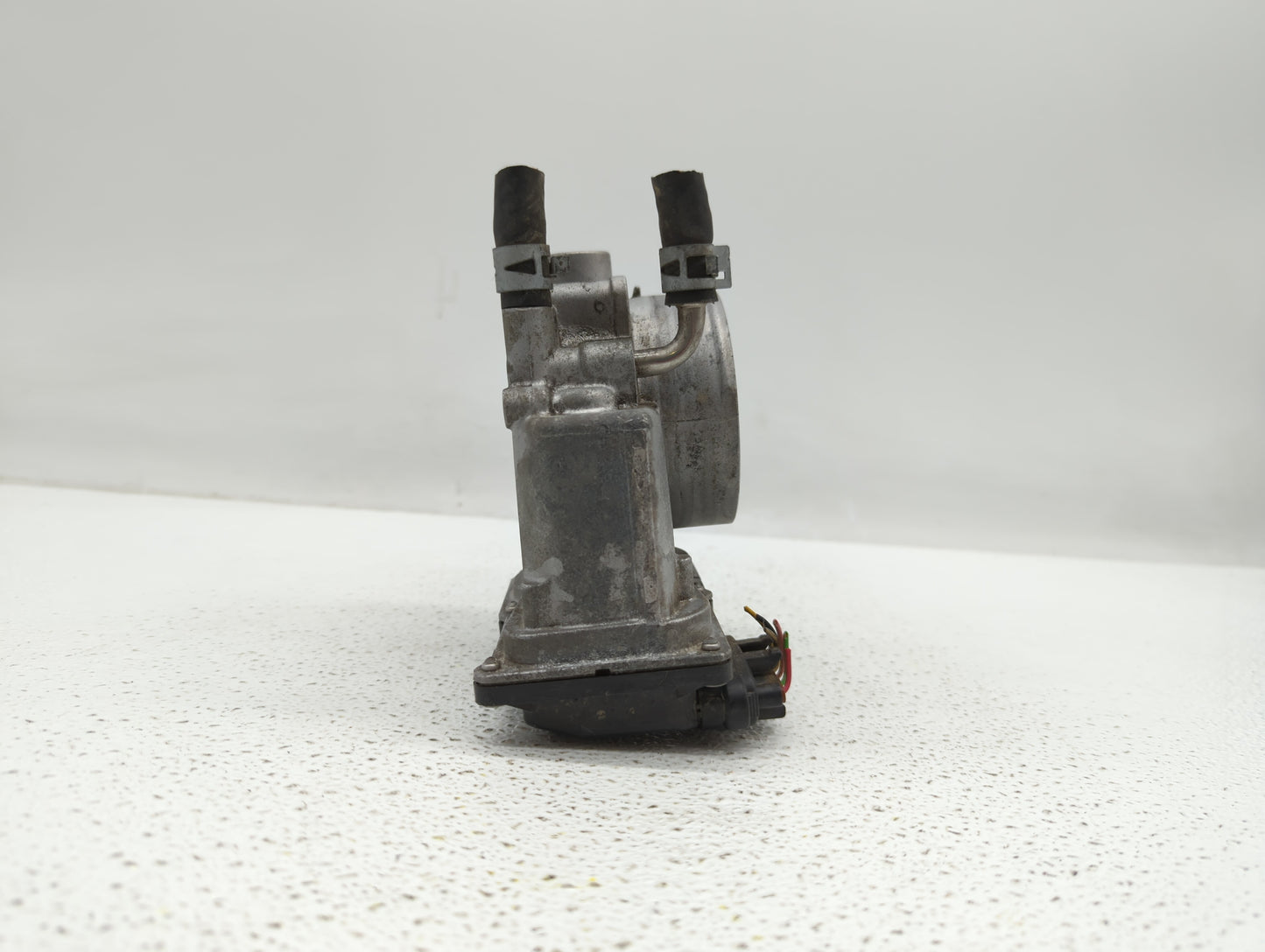 2007-2016 Toyota Sienna Throttle Body P/N:22030-0P050 22030-31030 Fits OEM Used Auto Parts - Oemusedautoparts1.com