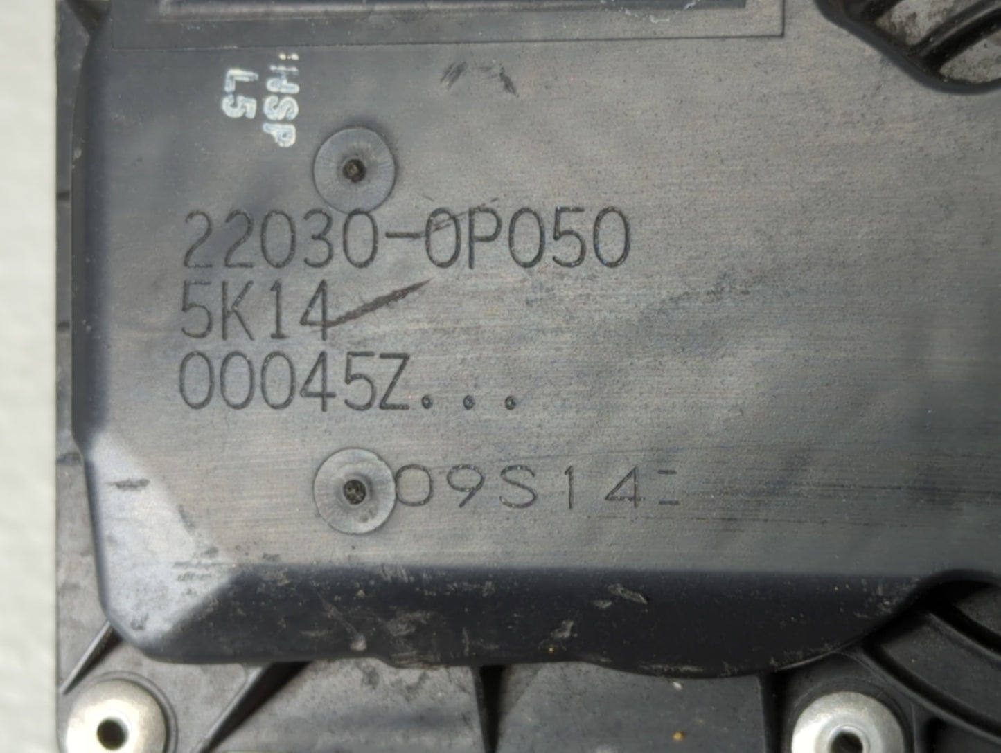 2007-2016 Toyota Sienna Throttle Body P/N:22030-0P050 22030-31030 Fits OEM Used Auto Parts - Oemusedautoparts1.com