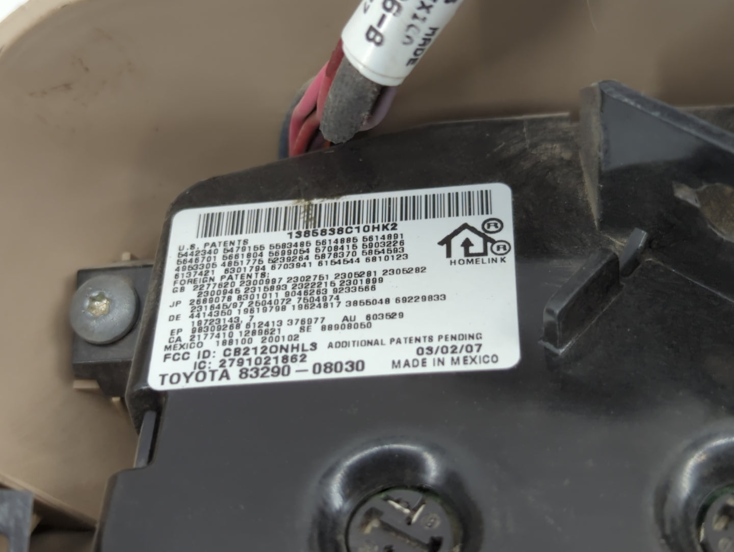 2007-2010 Toyota Sienna Overhead Roof Console Interior Dome Light - Oemusedautoparts1.com