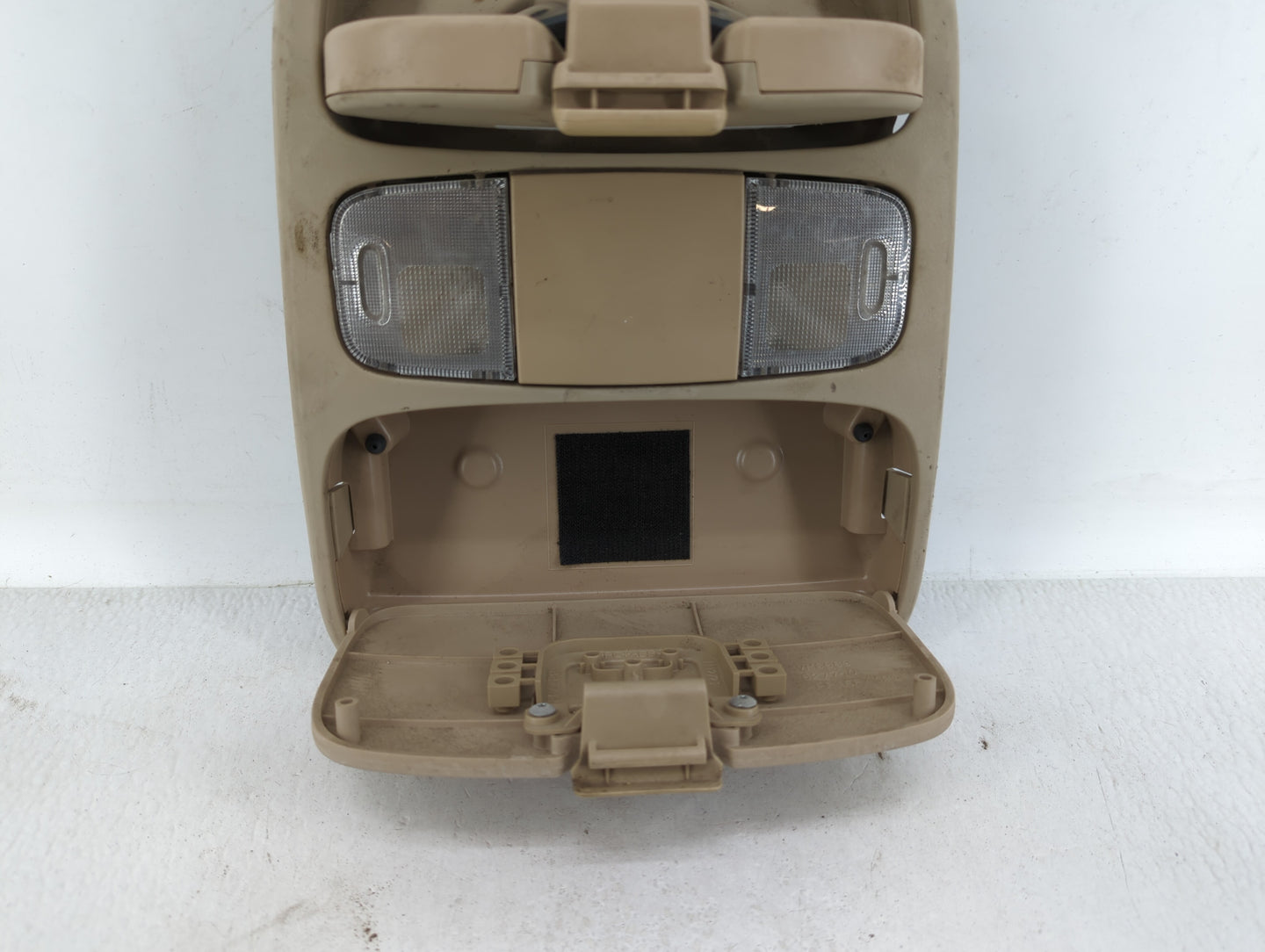 2007 Toyota Sienna Overhead Roof Console - Oemusedautoparts1.com