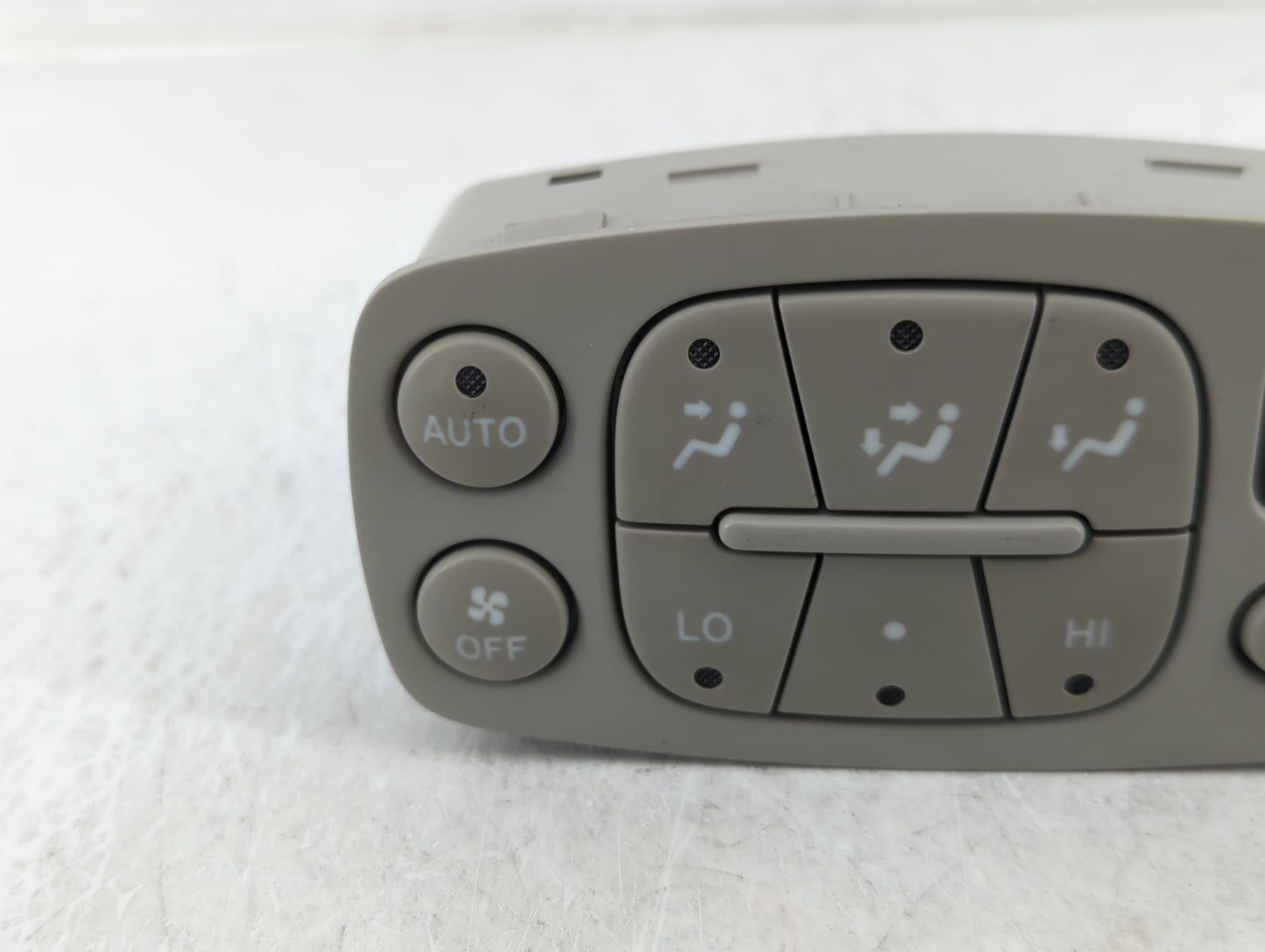 2004-2010 Toyota Sienna Climate Control Module Temperature AC/Heater Replacement P/N:758482 Fits OEM Used Auto Parts - Oemus