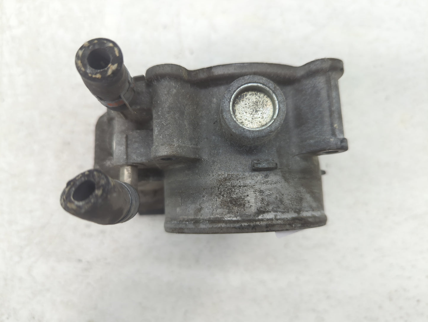 2007-2016 Toyota Sienna Throttle Body P/N:22030-0P050 Fits OEM Used Auto Parts - Oemusedautoparts1.com