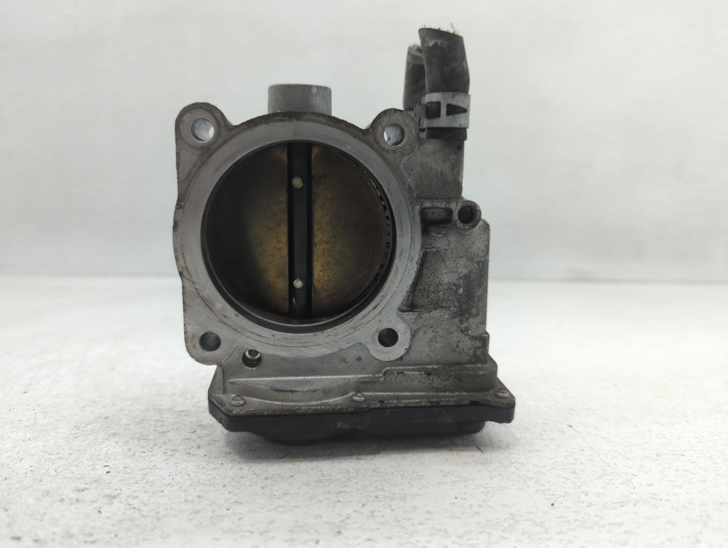 2007-2016 Toyota Sienna Throttle Body P/N:22030-0P050 Fits OEM Used Auto Parts - Oemusedautoparts1.com