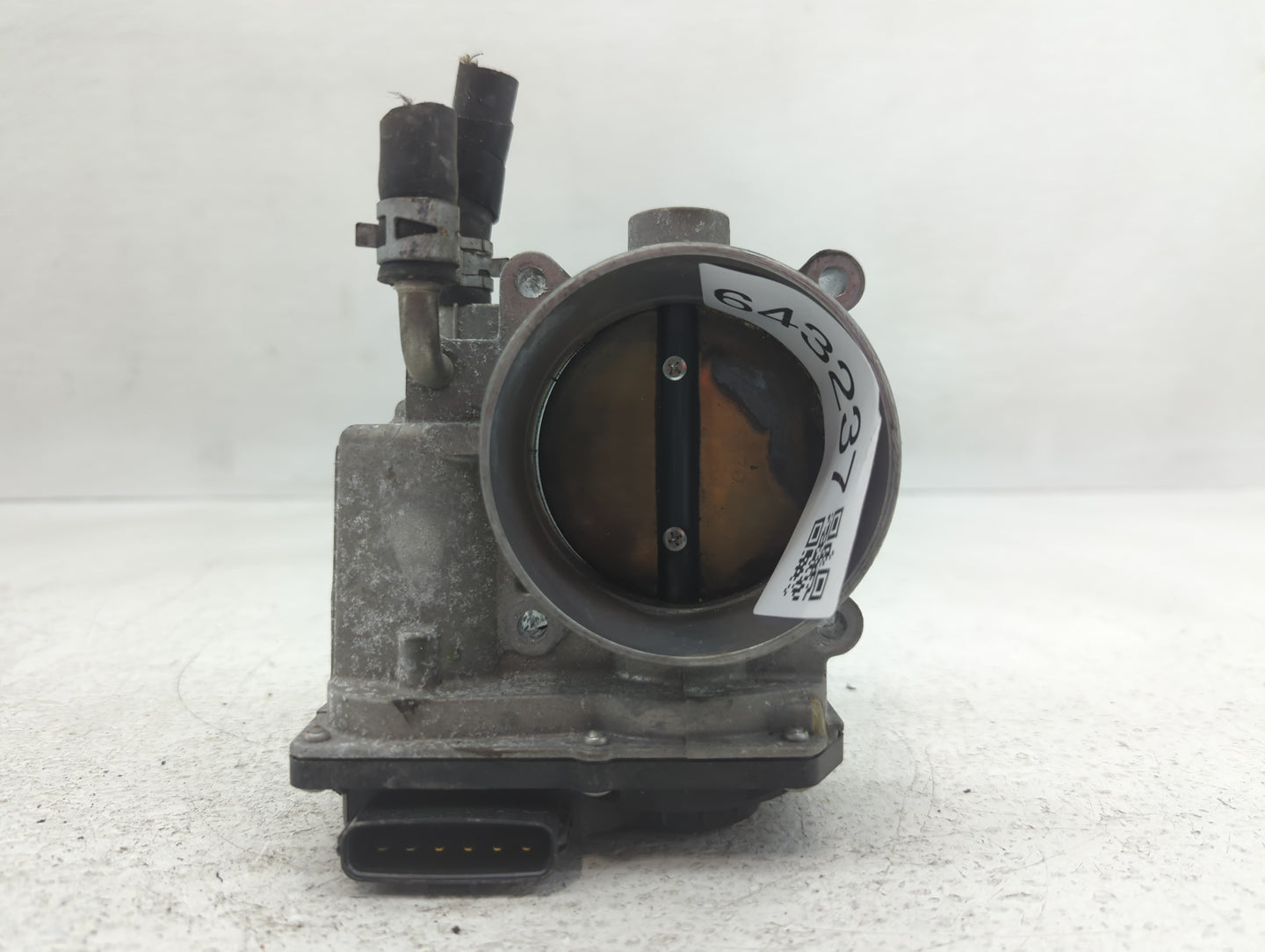 2007-2016 Toyota Sienna Throttle Body P/N:22030-0P050 Fits OEM Used Auto Parts - Oemusedautoparts1.com