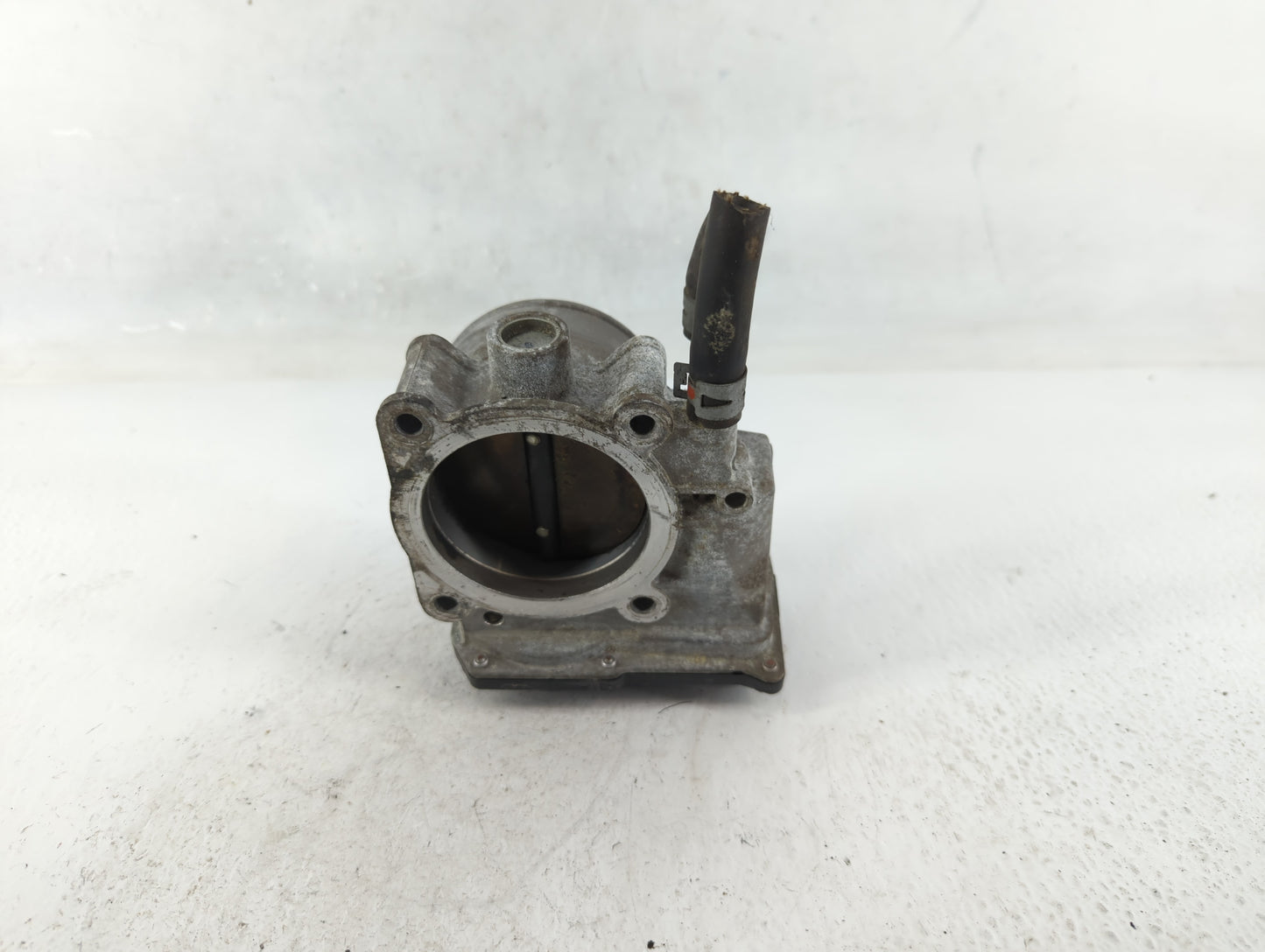 2007-2016 Toyota Sienna Throttle Body P/N:22030-0P050 Fits OEM Used Auto Parts - Oemusedautoparts1.com