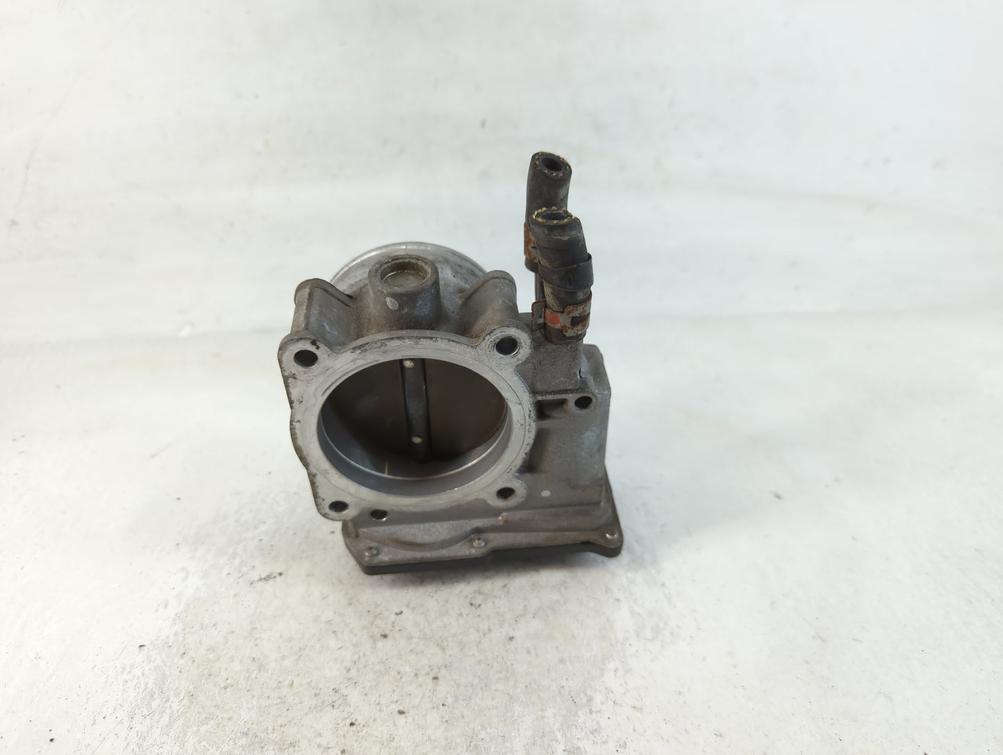 2007-2016 Toyota Sienna Throttle Body P/N:22030-0P050 Fits OEM Used Auto Parts - Oemusedautoparts1.com