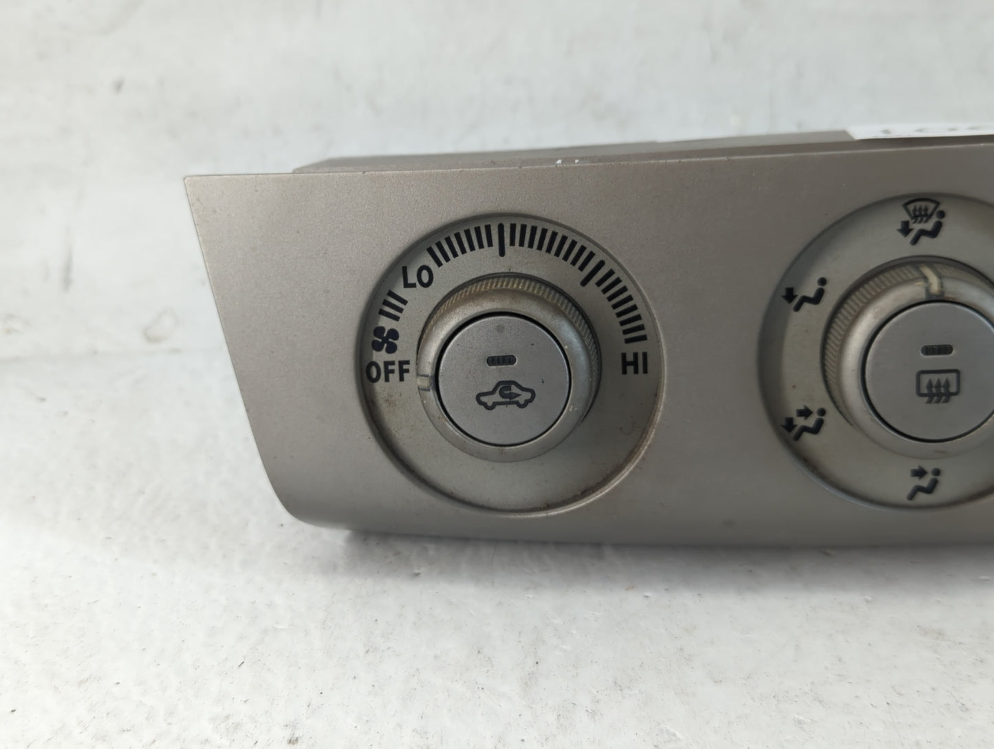 2007-2008 Toyota Solara Climate Control Module Temperature AC/Heater Replacement Fits Fits 2007 2008 OEM Used Auto Parts - O