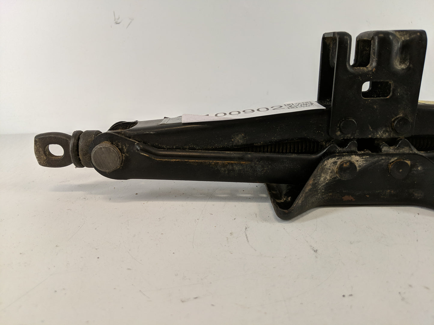 2007 Toyota Solara Spare Scissor Car Jack - Oemusedautoparts1.com