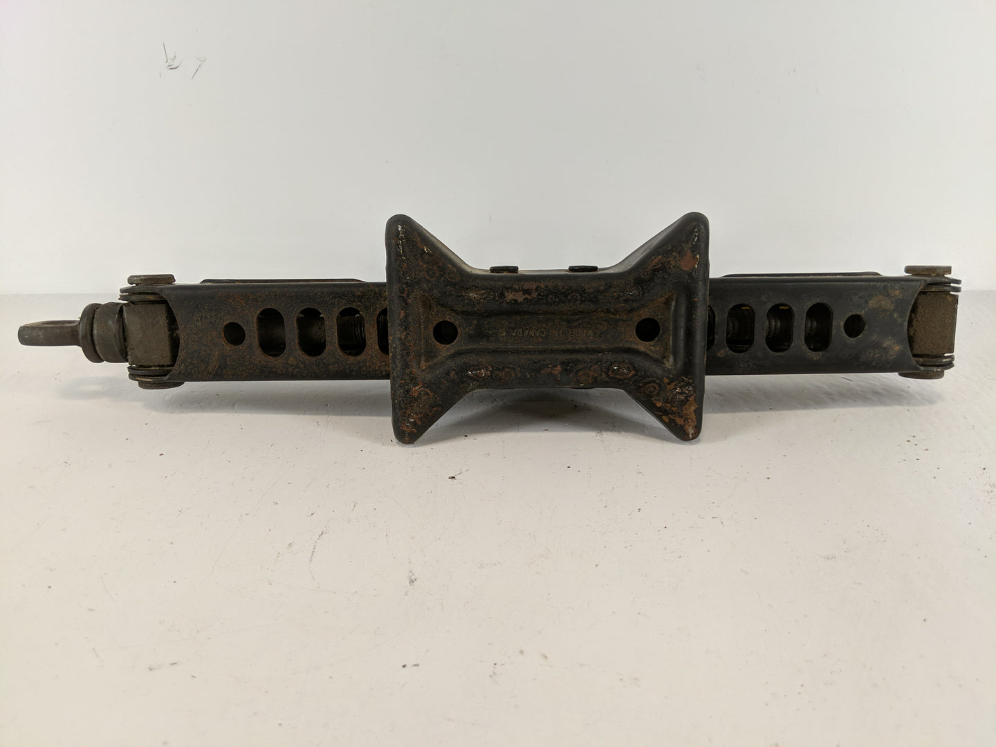 2007 Toyota Solara Spare Scissor Car Jack - Oemusedautoparts1.com
