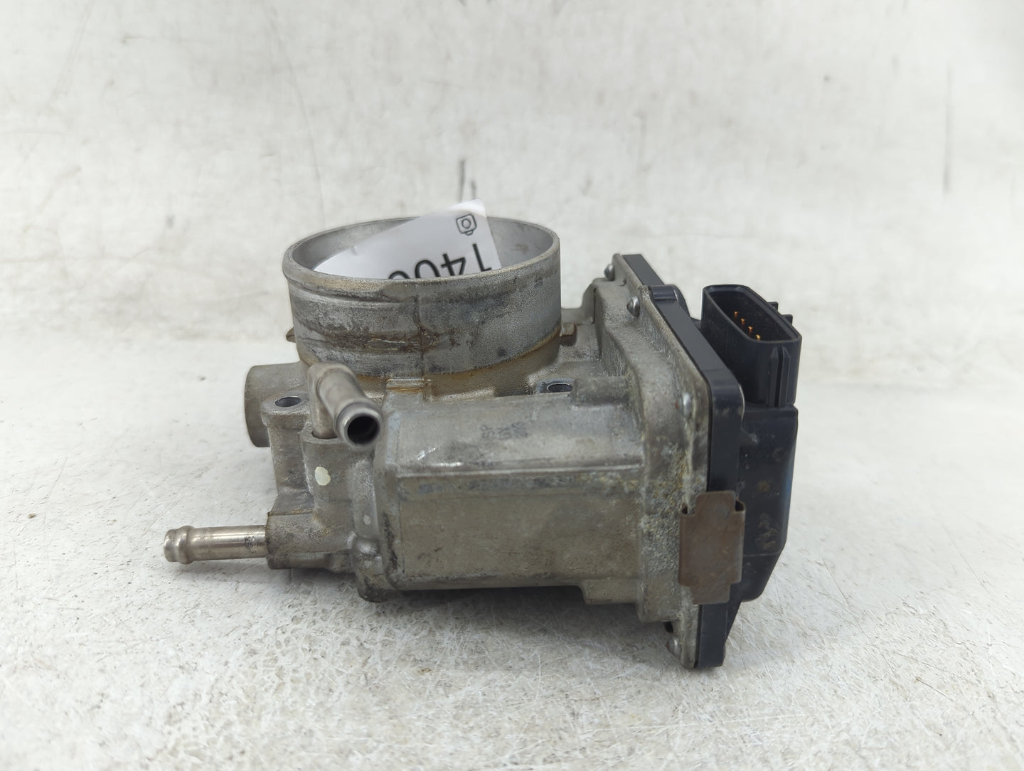 2004-2008 Toyota Solara Throttle Body P/N:22030-0A020 Fits Fits 2003 2004 2005 2006 2007 2008 2009 2010 OEM Used Auto Parts 