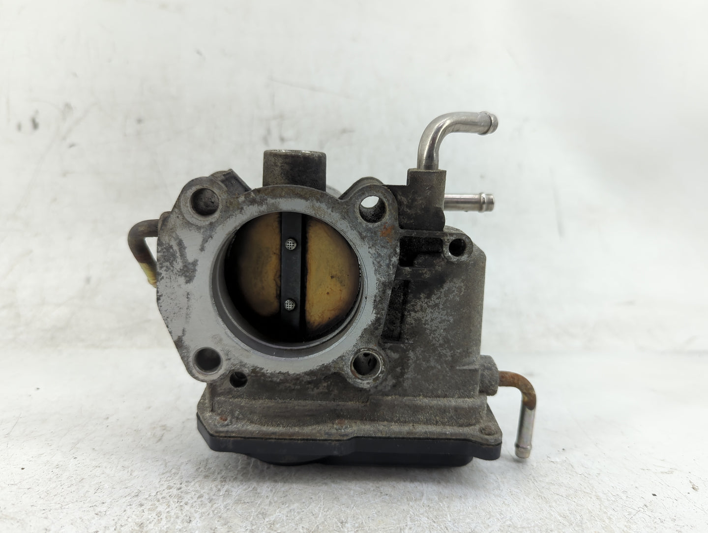 2007-2008 Toyota Solara Throttle Body P/N:22030-0H030 Fits Fits 2006 2007 2008 2009 2010 2011 2012 2013 2014 2015 OEM Used A