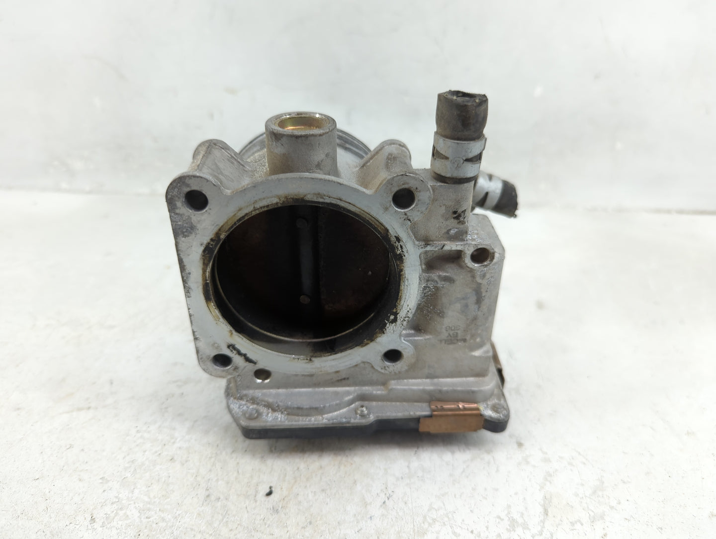 2004-2008 Toyota Solara Throttle Body P/N:22030-0A020 Fits Fits 2003 2004 2005 2006 2007 2008 2009 2010 OEM Used Auto Parts 