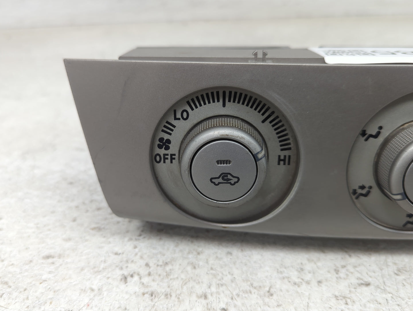 2007-2008 Toyota Solara Climate Control Module Temperature AC/Heater Replacement P/N:55902-06161 Fits Fits 2007 2008 OEM Use