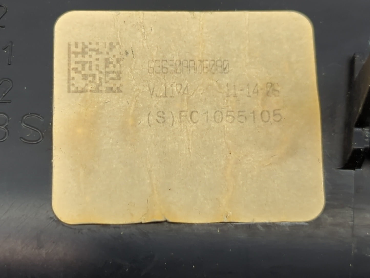 2007 Toyota Solara Overhead Roof Console - Oemusedautoparts1.com