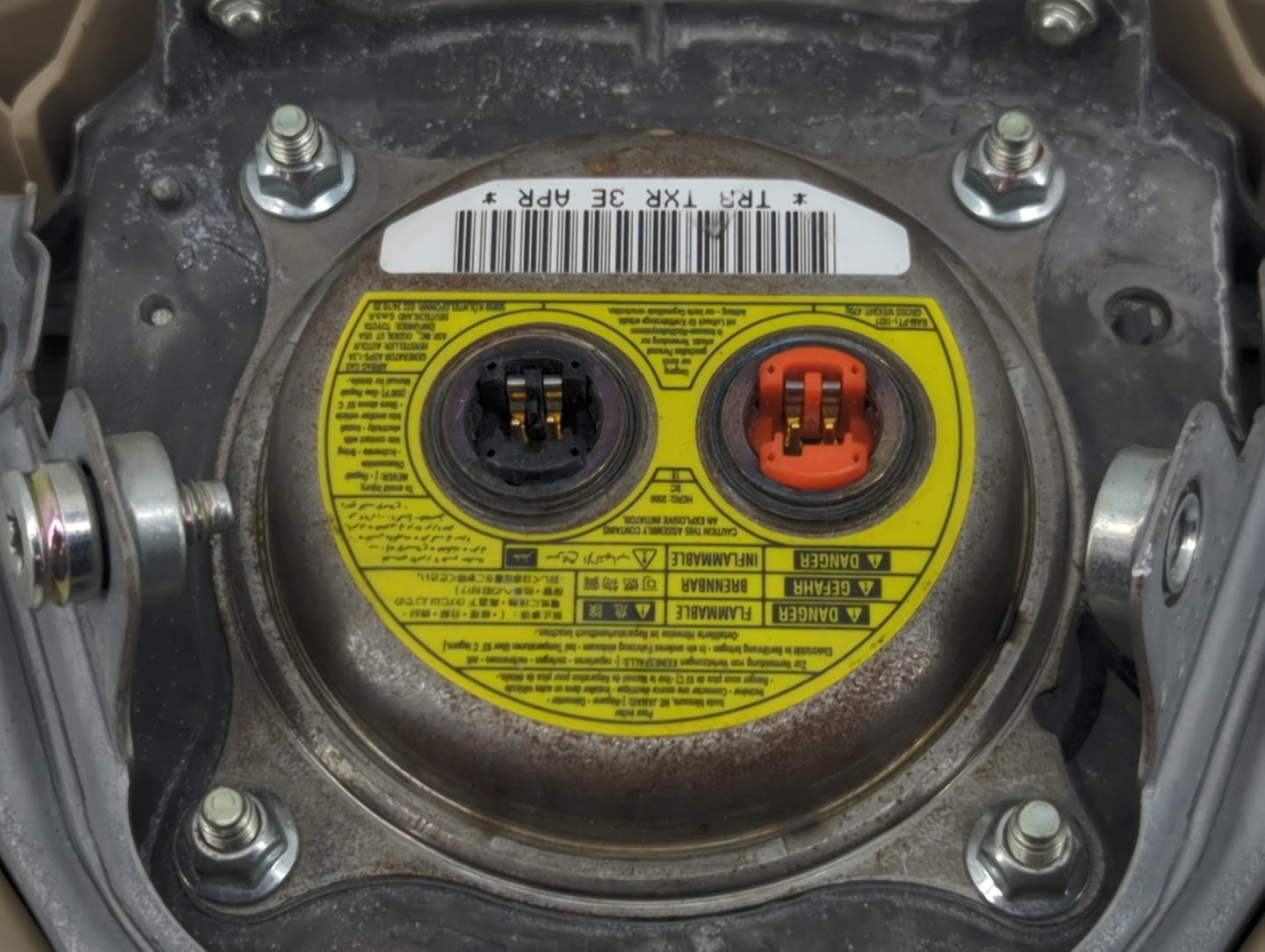 2007 Toyota Solara Air Bag Driver Left Steering Wheel Mounted P/N:BAM-PT1-1031 Fits OEM Used Auto Parts - Oemusedautoparts1.