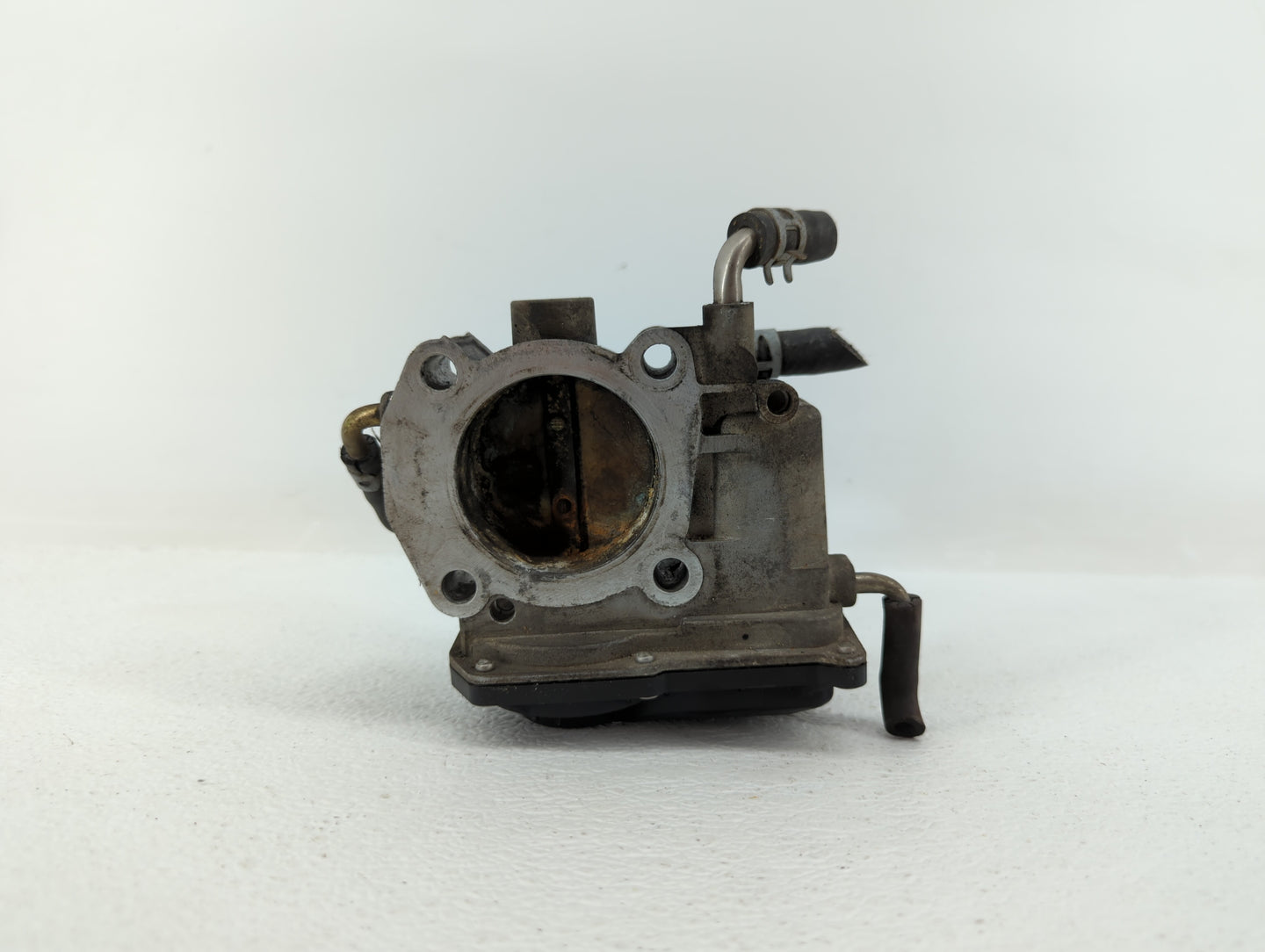 2007-2008 Toyota Solara Throttle Body P/N:22030-0H030 Fits Fits 2006 2007 2008 2009 2010 2011 2012 2013 2014 2015 OEM Used A