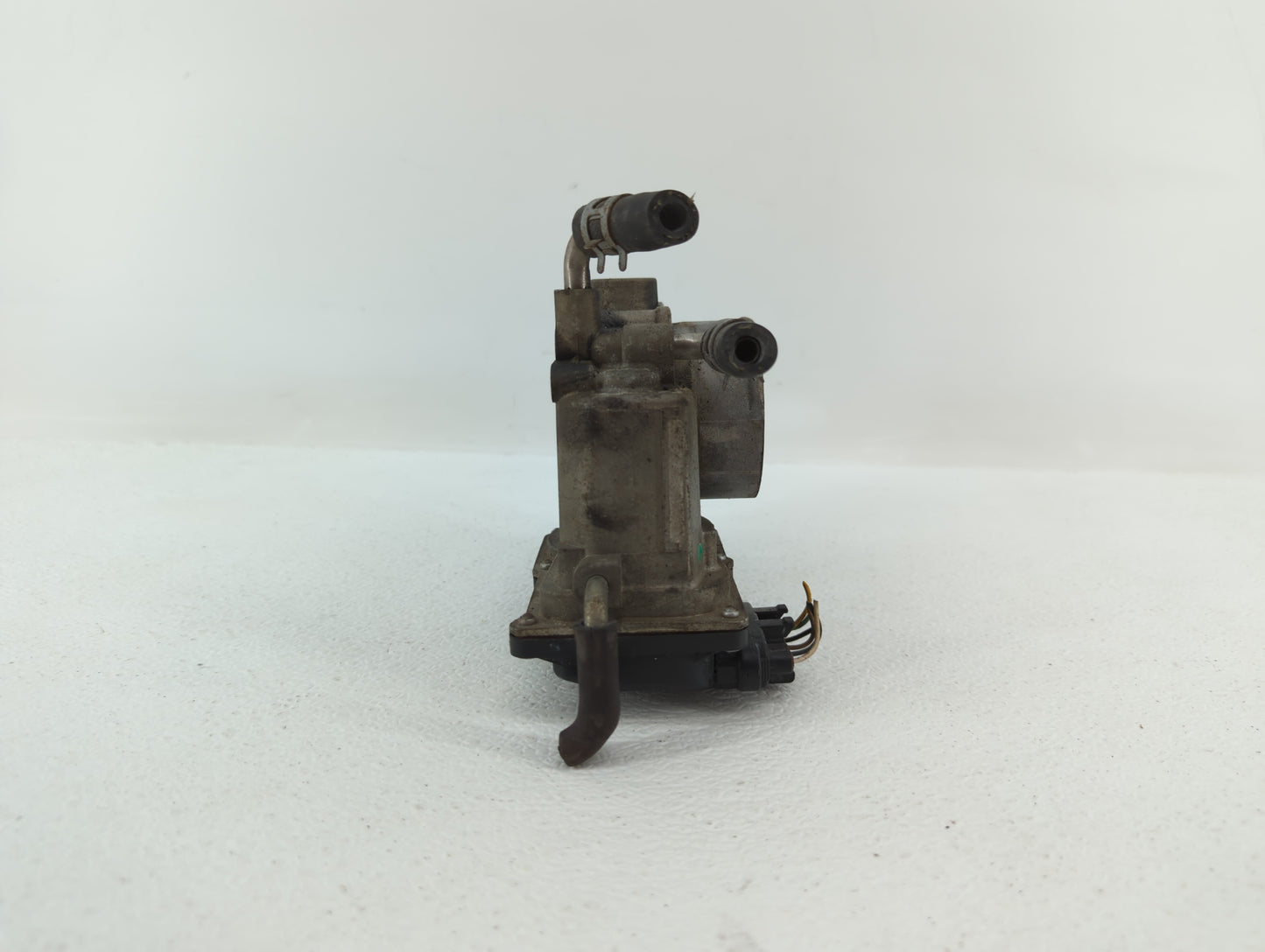 2007-2008 Toyota Solara Throttle Body P/N:22030-0H030 Fits Fits 2006 2007 2008 2009 2010 2011 2012 2013 2014 2015 OEM Used A