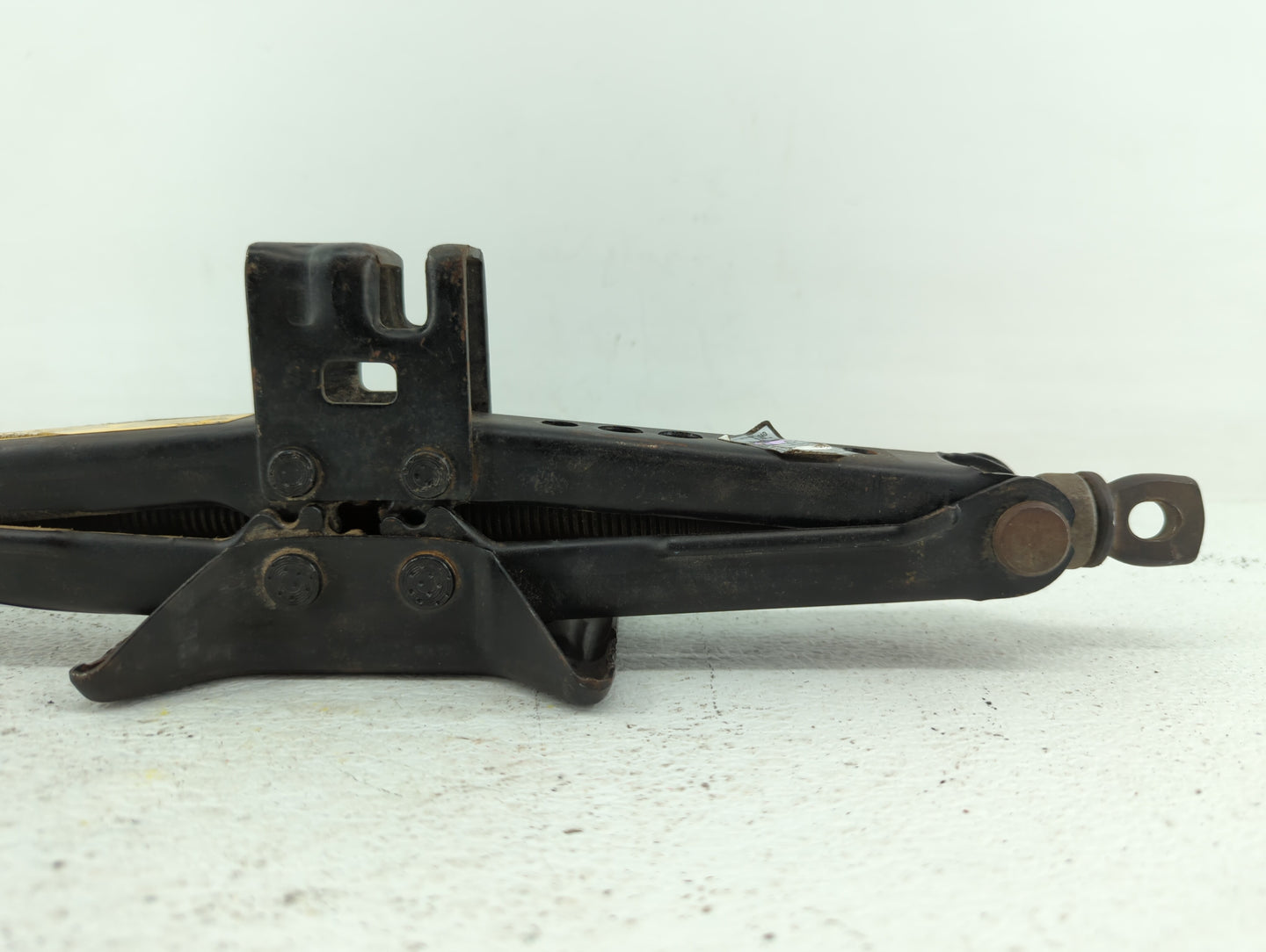 2007 Toyota Solara Spare Scissor Car Jack Black - Oemusedautoparts1.com