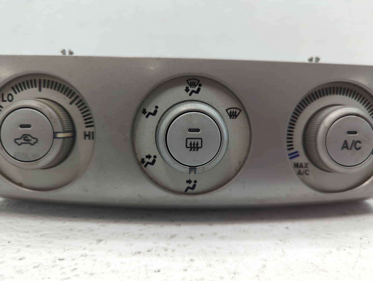 2007-2008 Toyota Solara Climate Control Module Temperature AC/Heater Replacement P/N:55902-06161 Fits Fits 2007 2008 OEM Use