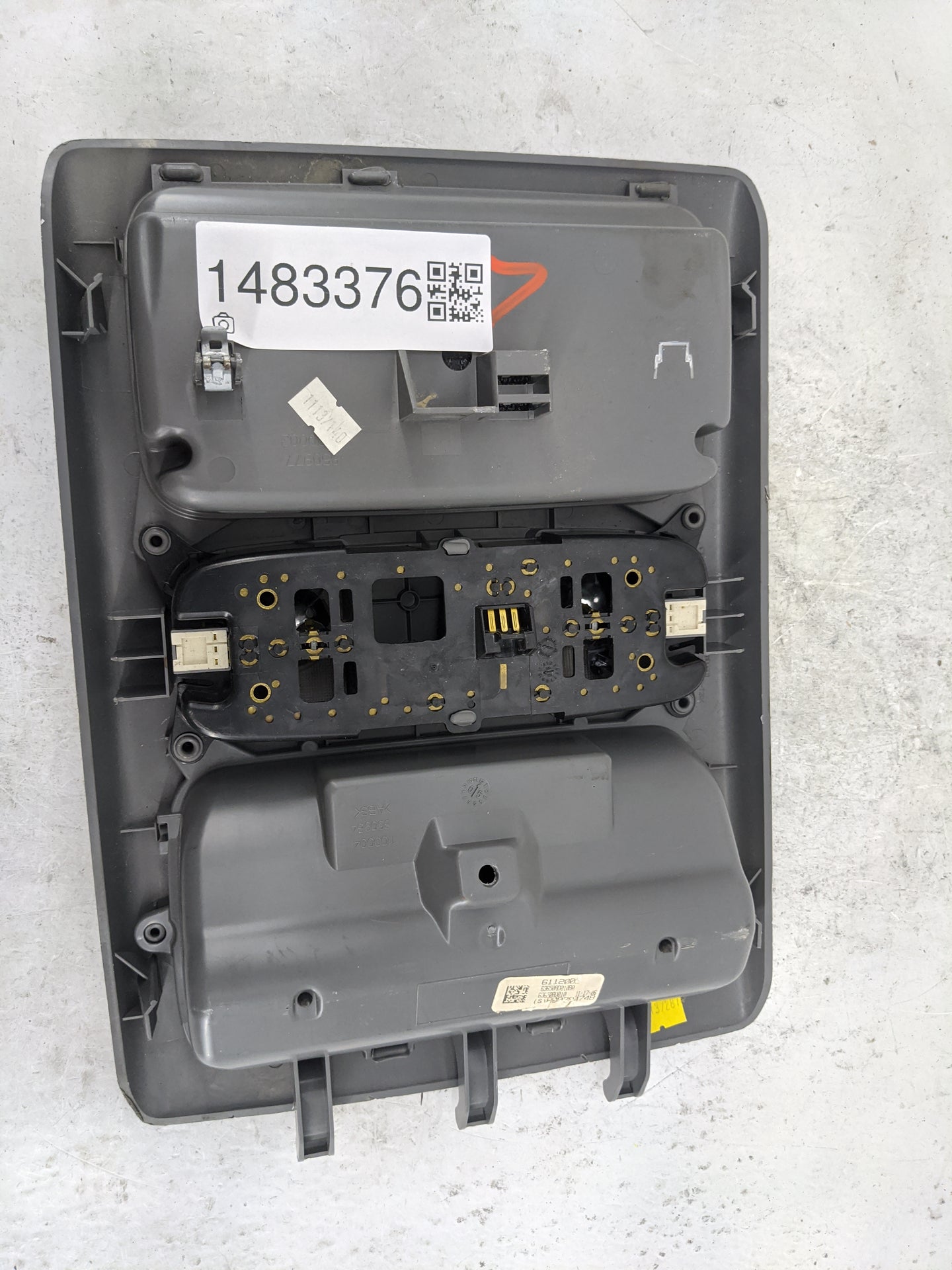 2007 Toyota Tacoma Overhead Roof Console Gray - Oemusedautoparts1.com