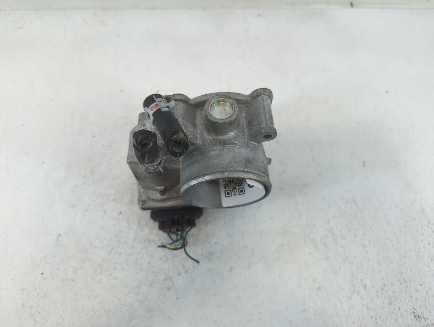 2005-2015 Toyota Tacoma Throttle Body P/N:22030-75020 Fits Fits 2005 2006 2007 2008 2009 2010 2011 2012 2013 2014 2015 OEM U